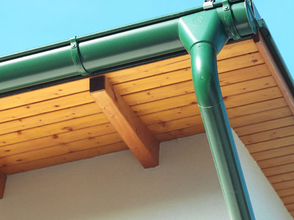 Коя дренажна система да избера? Пластмаса или метал?